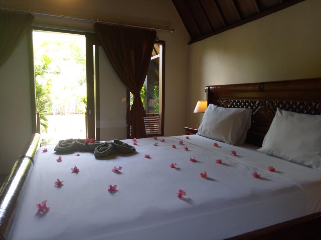 Rose Bungalow Hotel Pemenang Exterior foto